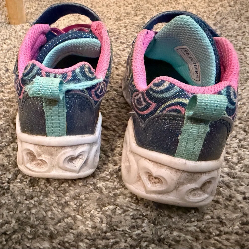 Girls sketchers heart of lights tennis shoes size 12 - Picture 5 of 5